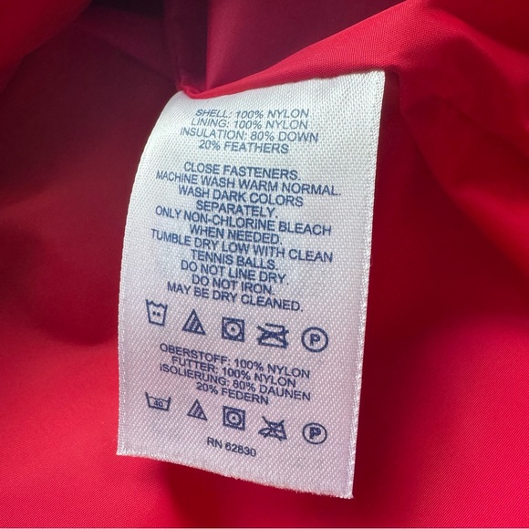 Tahari Arthur S. Levine red blazer jacket with three-quarter sleeves size 16 - Picture 9 of 10